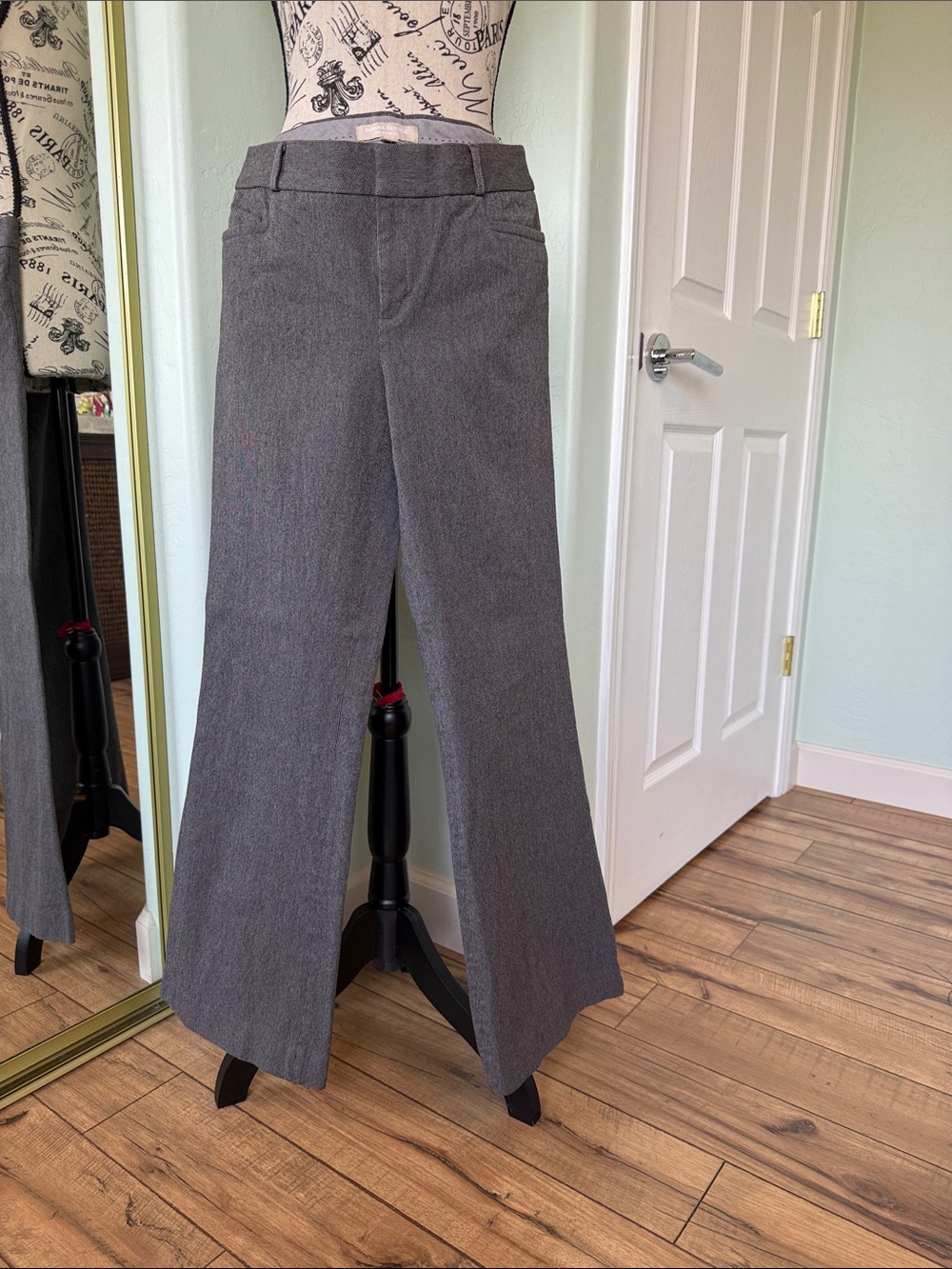 Banana Republic Gray Dress Pants (Sloan fit)